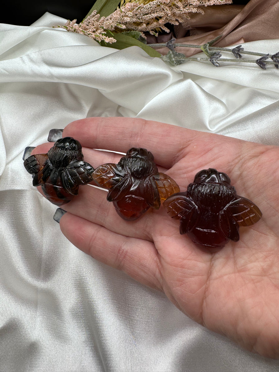 Amber Bumblebee Carvings (UV Reactive)-Earth Fairy Holistics