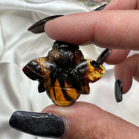 Amber Bumblebee Carvings (UV Reactive)-Earth Fairy Holistics