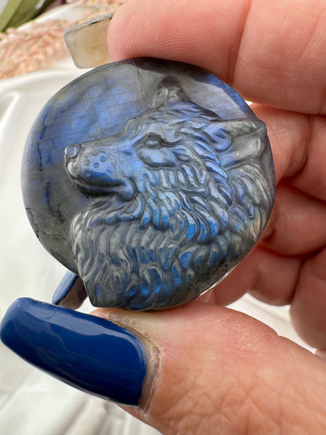 Labradorite Wolf Carving-Earth Fairy Holistics